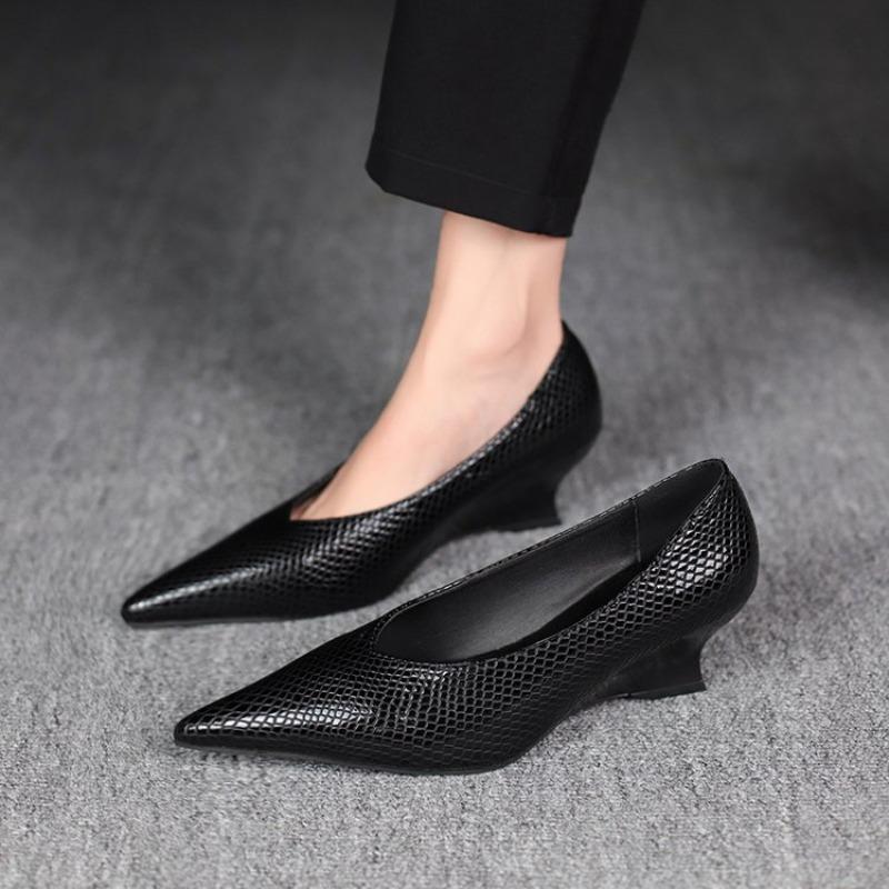 Fashion Moccasins Shoes for Women High Heels Block Heel Stylish Fashion Quick Delivery With Discount Chic and Elegant Woman Pumps