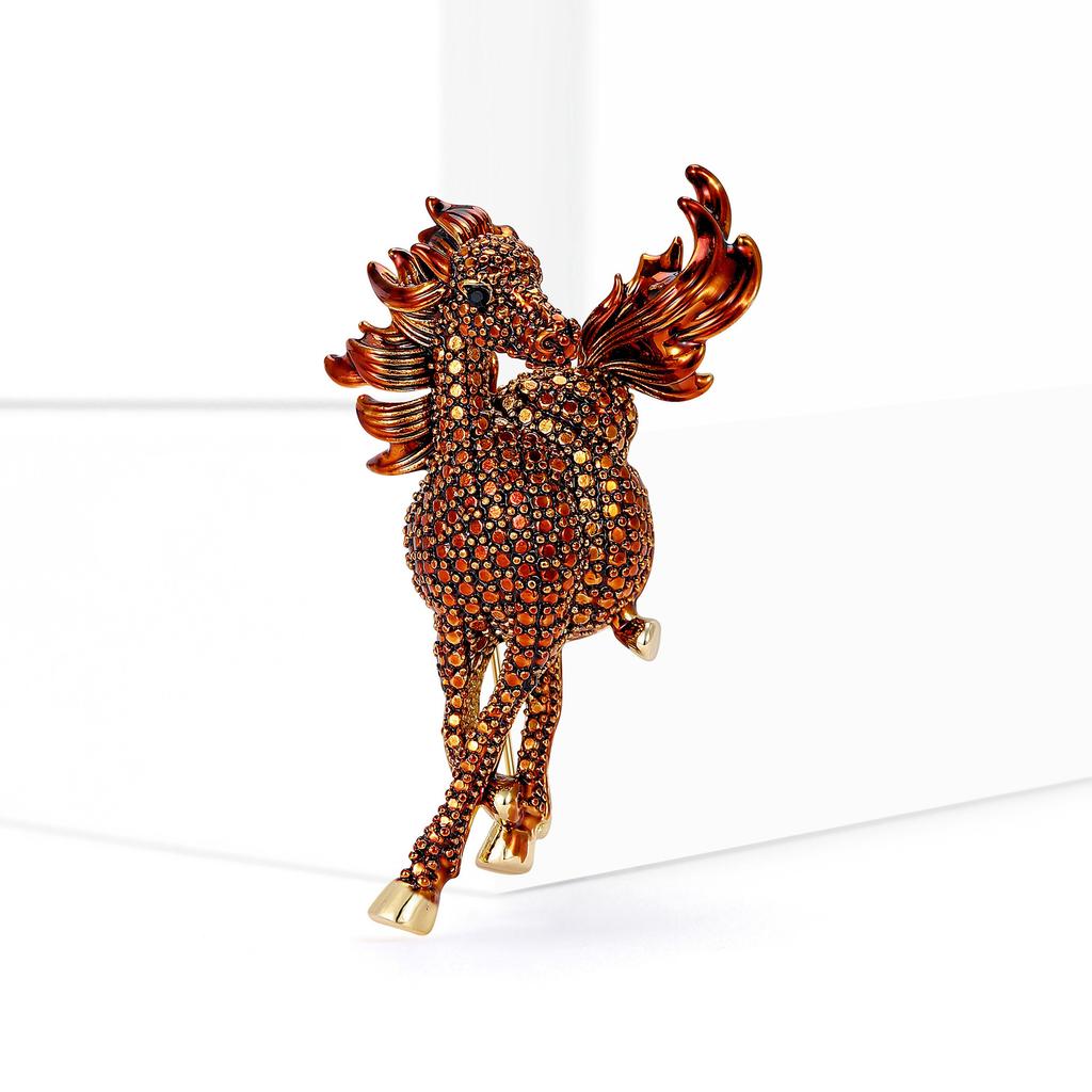 Vintage Rhinestone Horse Brooch for Women Animal Lapel Pins Party Clothing Accessories