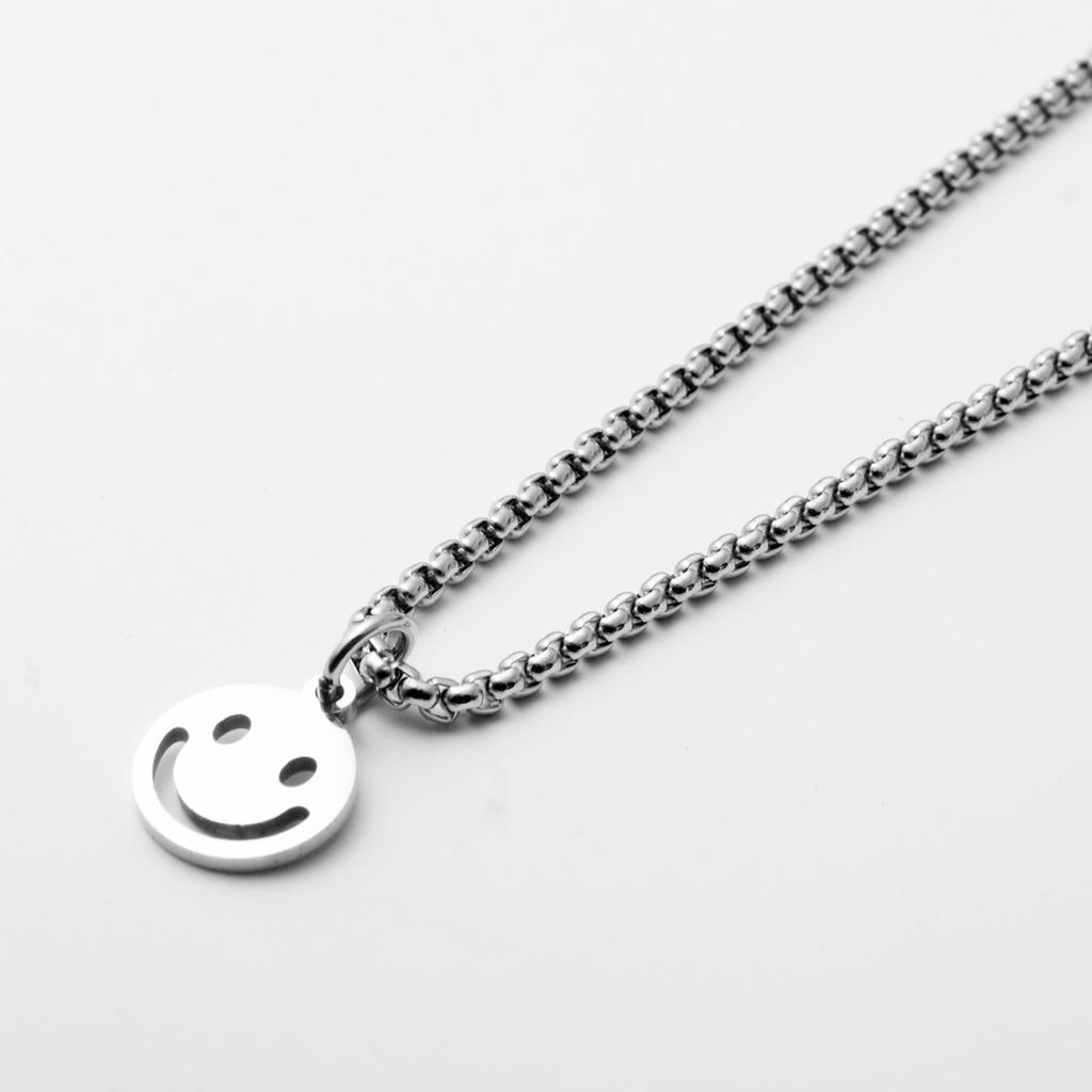 Titanium Steel Smiley Face Necklace Trendy Cool Sweater Chain Women'S Hip Hop Pendant Men'S Couple Accessories Personalized Pendant