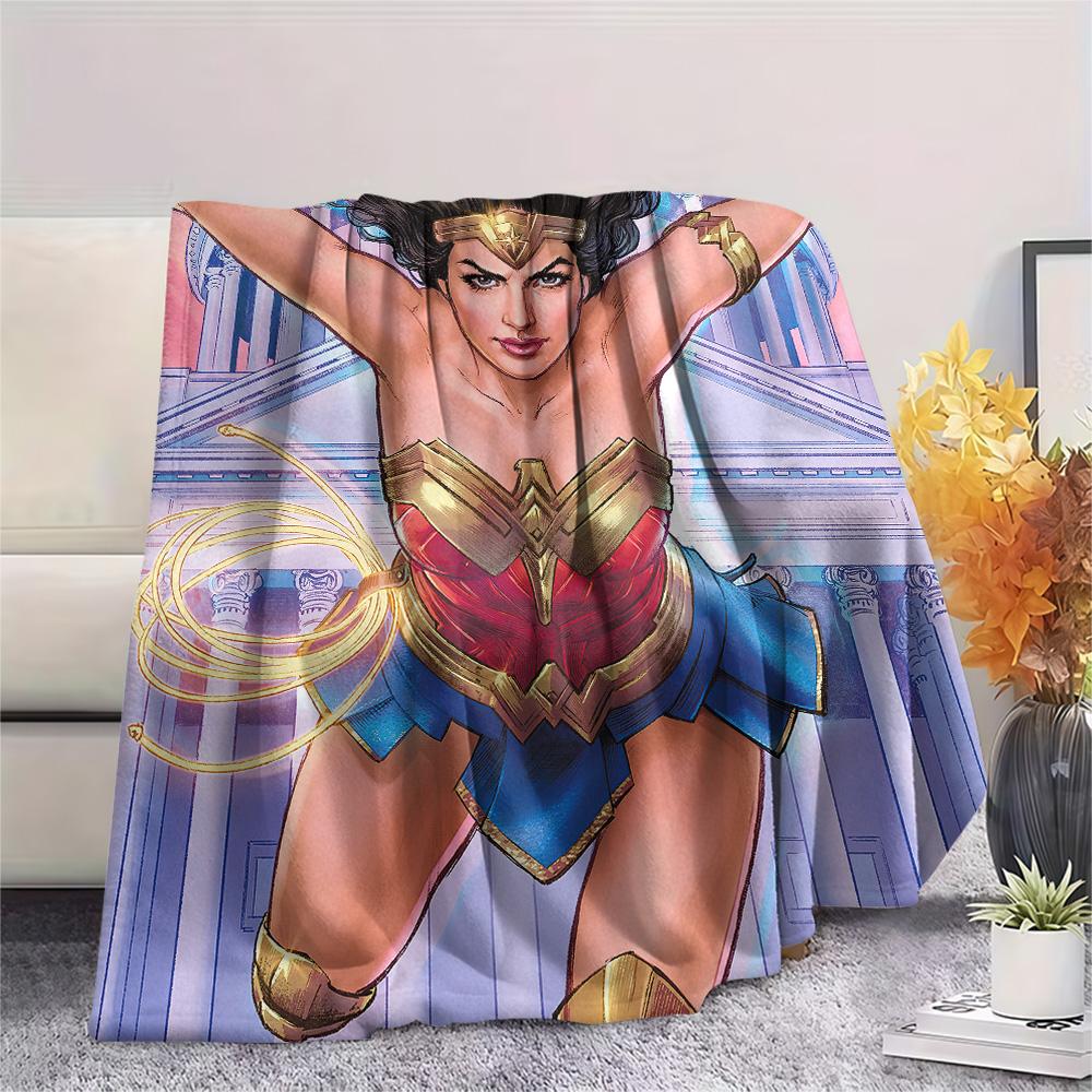 Wonder Woman Flannel Blanket, Warm Comfortable Throw for Home Use, Perfect Gift for Superhero Fans, Cozy for Living Room