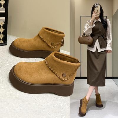 2025 automne et hiver nouvelles bottes pour femmes style britannique semelle épaisse rehaussante petites confortables polyvalentes bottes Martin en velours bottes en coton