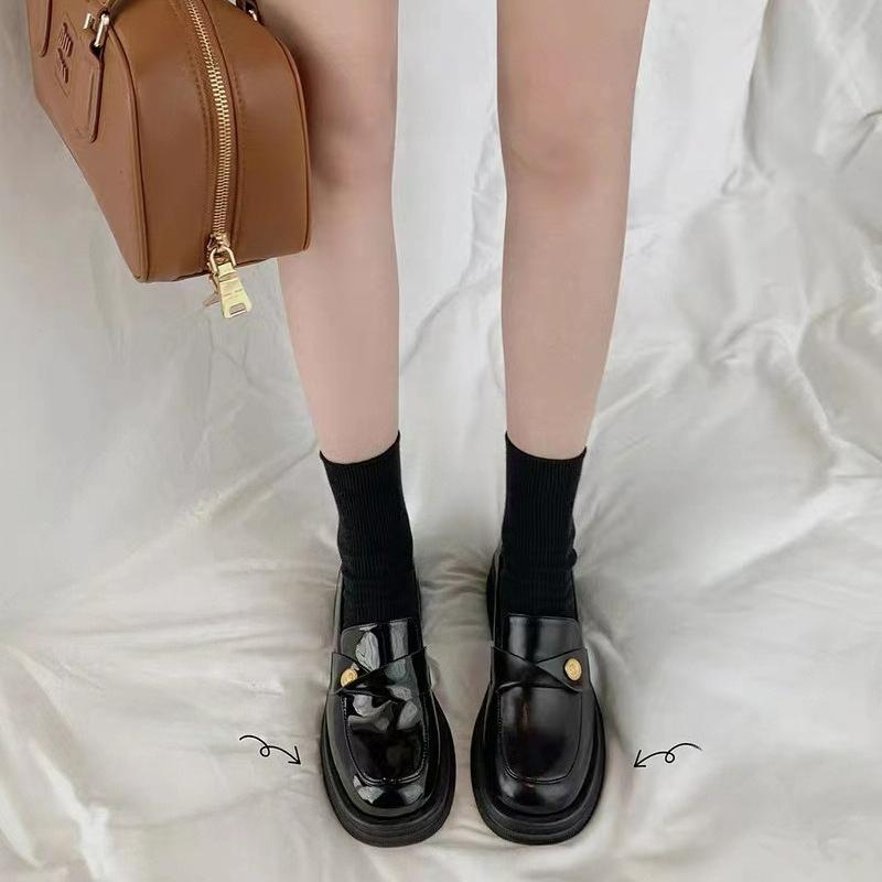 2025 Women's Leather Sports Shoes, Loafers, Low Heels, Minimalist Style, Classic Solid Color Outdoor Office Leather Small Shoes