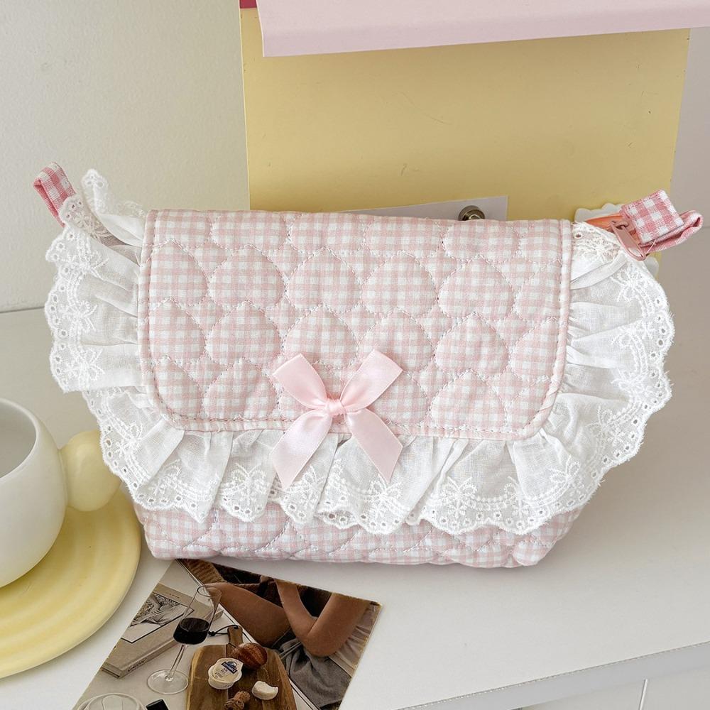 Cute Soft Polyester Lining Women's Crossbody Bag Sweet Style Fresh Pattern Lace Bag Internal Compartment Heart Bag Outdoor Use