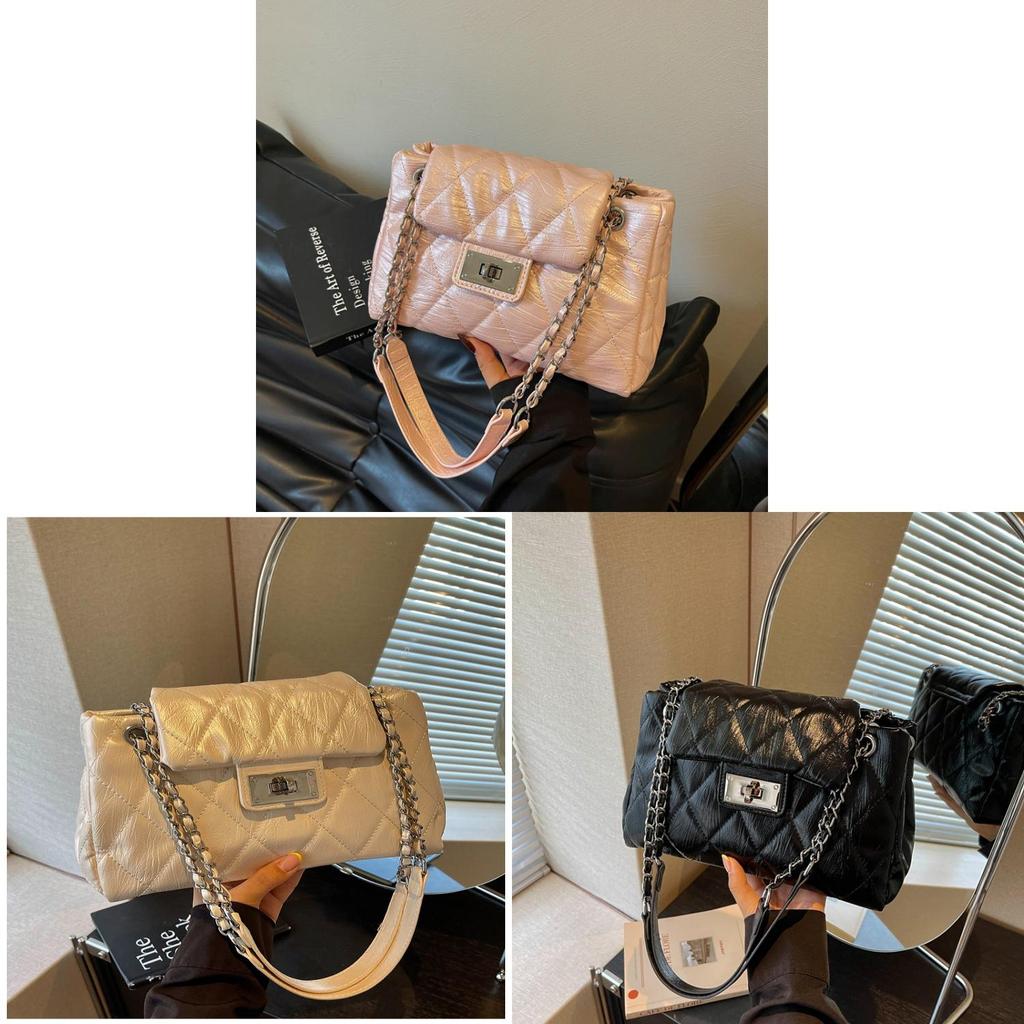 Pu Single Shoulder Bag For Women With Quilted Lock Closure And Chain Strap For Daily Use