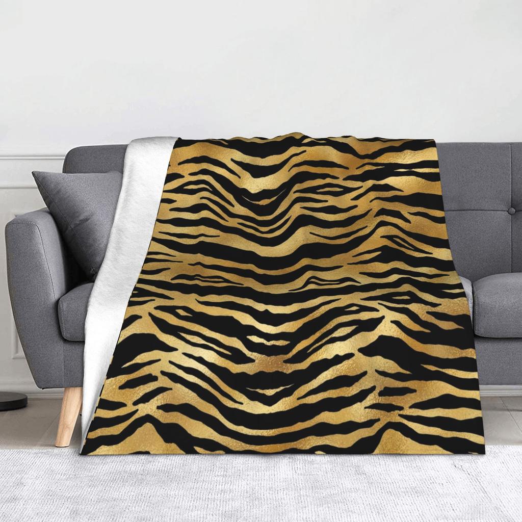 Black and White Snow Leopard Pattern Blanket Fleece Autumn Multi-function  Soft Throw Blankets for Sofa Couch Bedding Throws