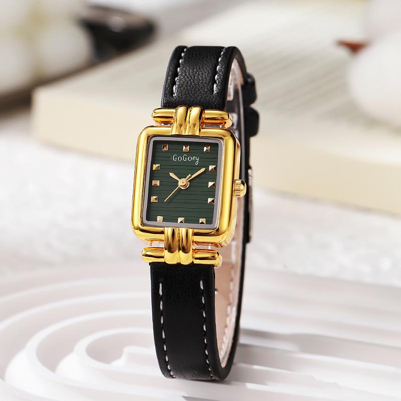 Ceas Nou pentru Femei Retro cu Cifre Romane - Curea de Piele de Lux & Vânzător Fierbinte