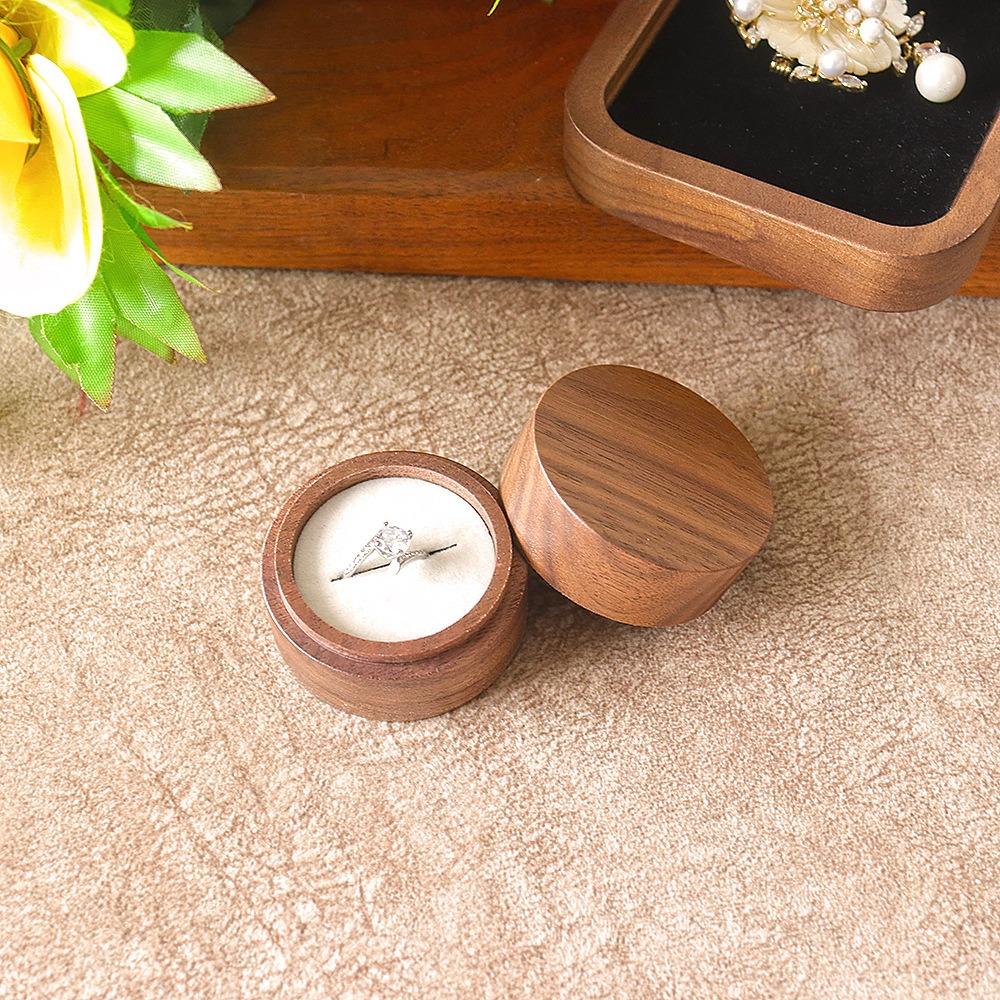 Высококачественный круглый кейс-витрина для колец Элегантная винтажная шкатулка для обручальных колец Роскошный кейс для хранения колец День Святого Валентина