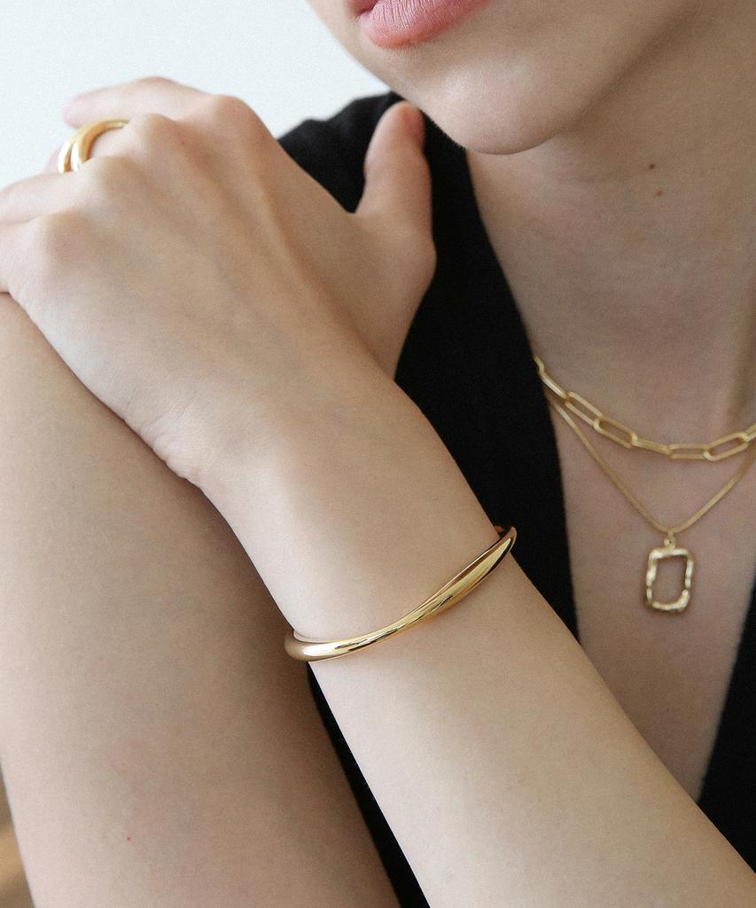 Lazydawn Flow Bone Bangle B031