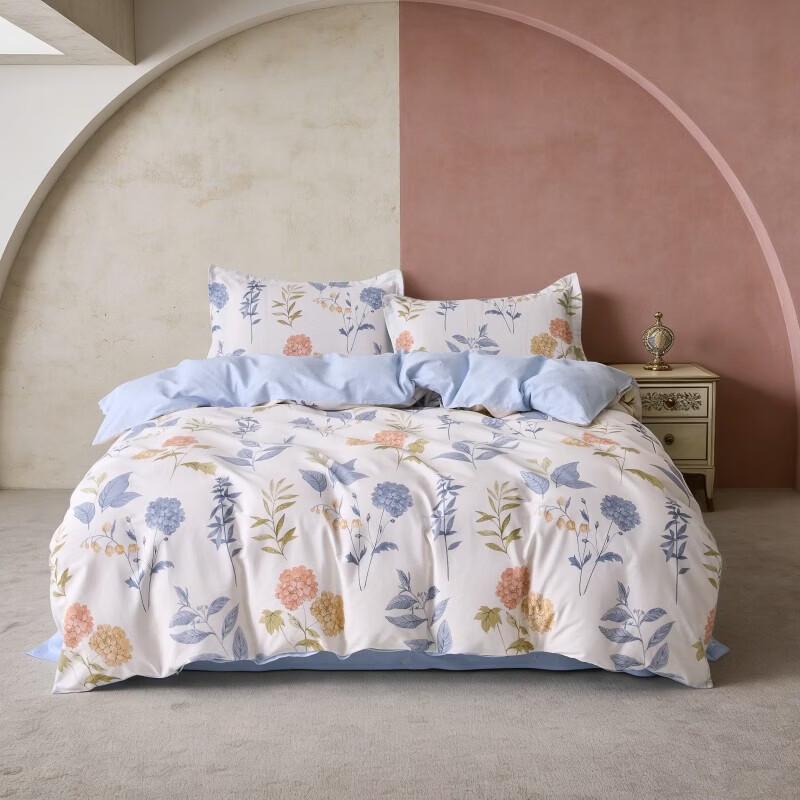 Playboy Luxury Washed Cotton Winter Bedding Set with Quick-Heat Quilt