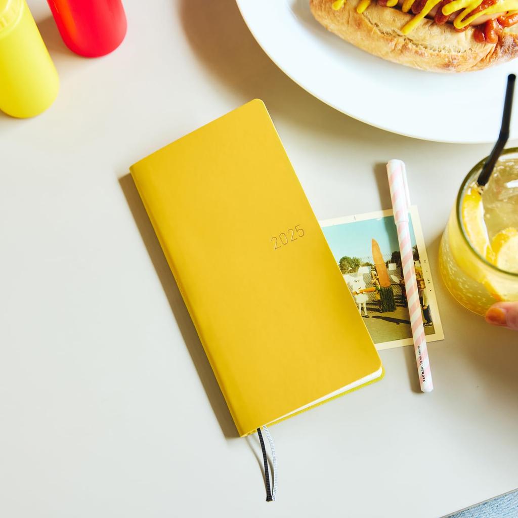 Hobonichi Techo 2025 Weeks January Weekly Slim Vertical Smooth/Mustard, Start, Planner, Left,