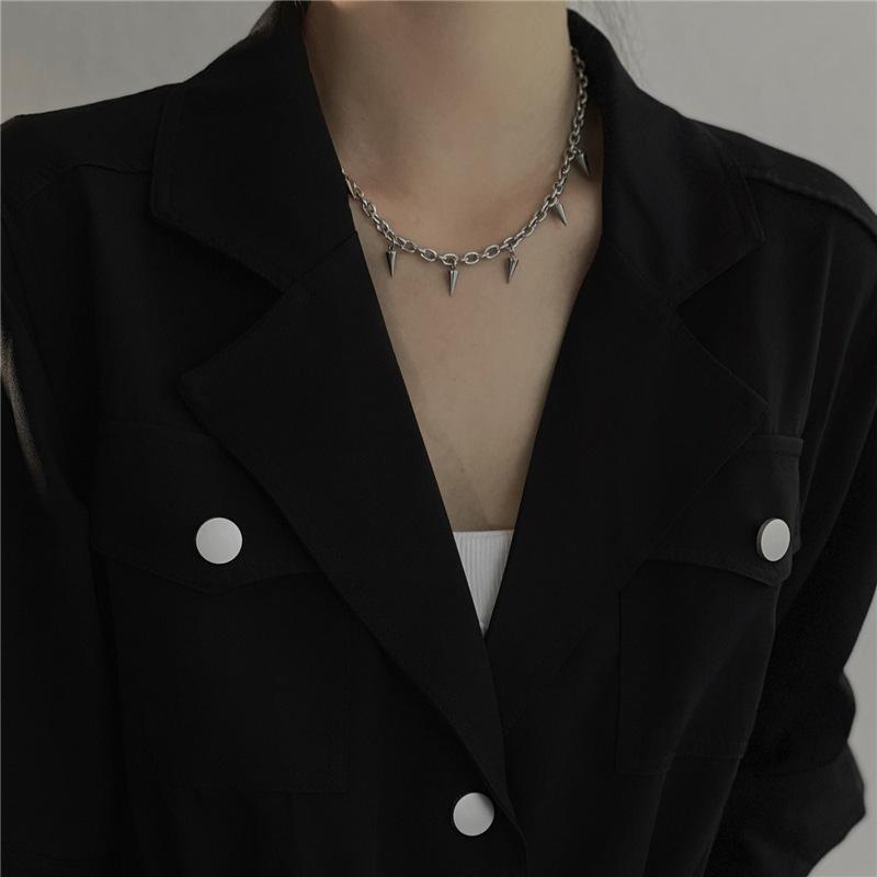 Ahle Design Choker Halskette für Damen Mädchen Mode Statement Quasten Halskette Geschenk für Freundin Punk Hip Hop Hals Schmuck