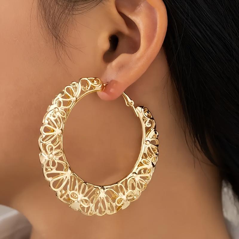 2pcs/set European and American fashion versatile simple hollow pattern earrings for women Free size