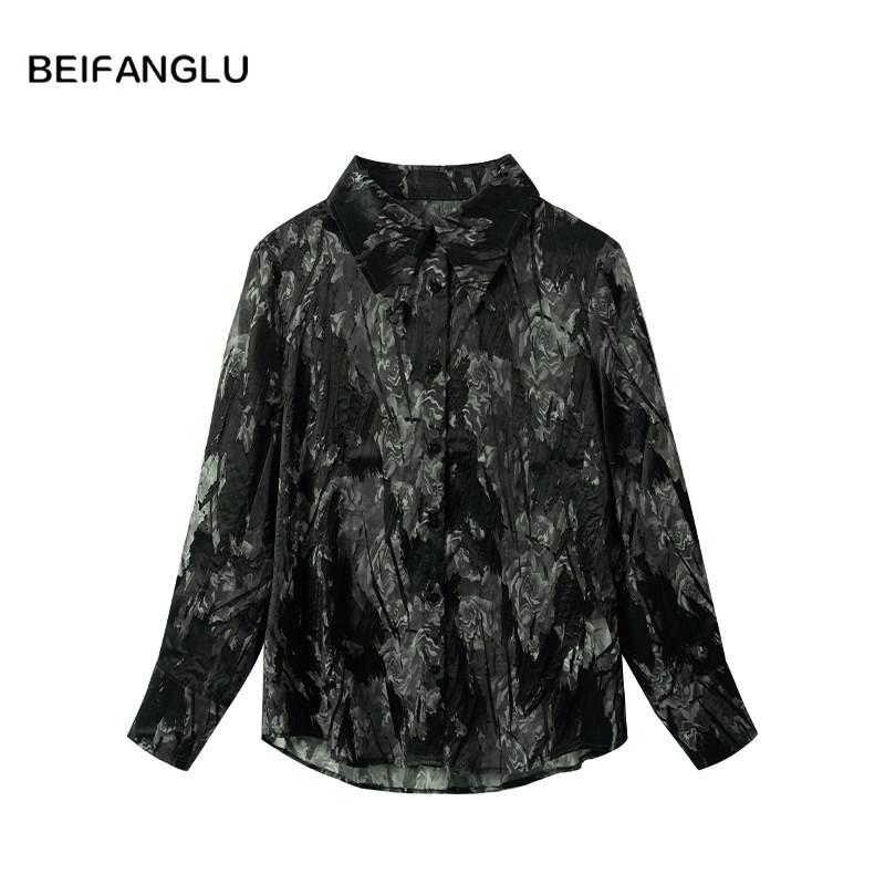 Northern Deer Elegant Pointed Collar Sheer Sun Protection Women's Shirt for Spring/Summer