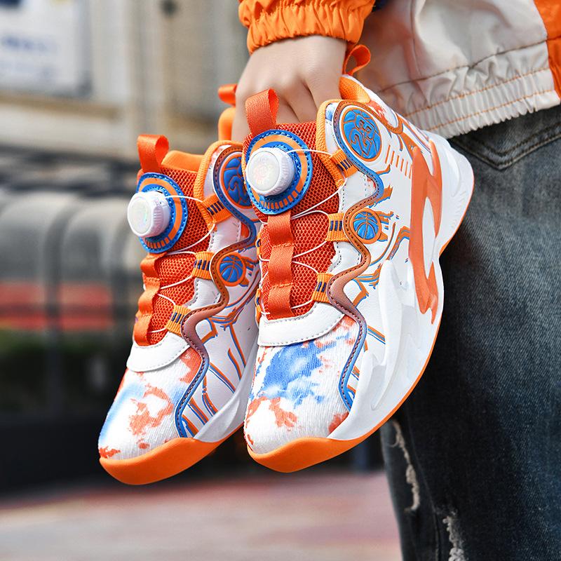 

Летние новые осенние одноклассники мальчики спортивная обувь девочки вращающаяся кнопка баскетбольные кроссовки мужские баскетбольные тренировочные цельные 2025 31