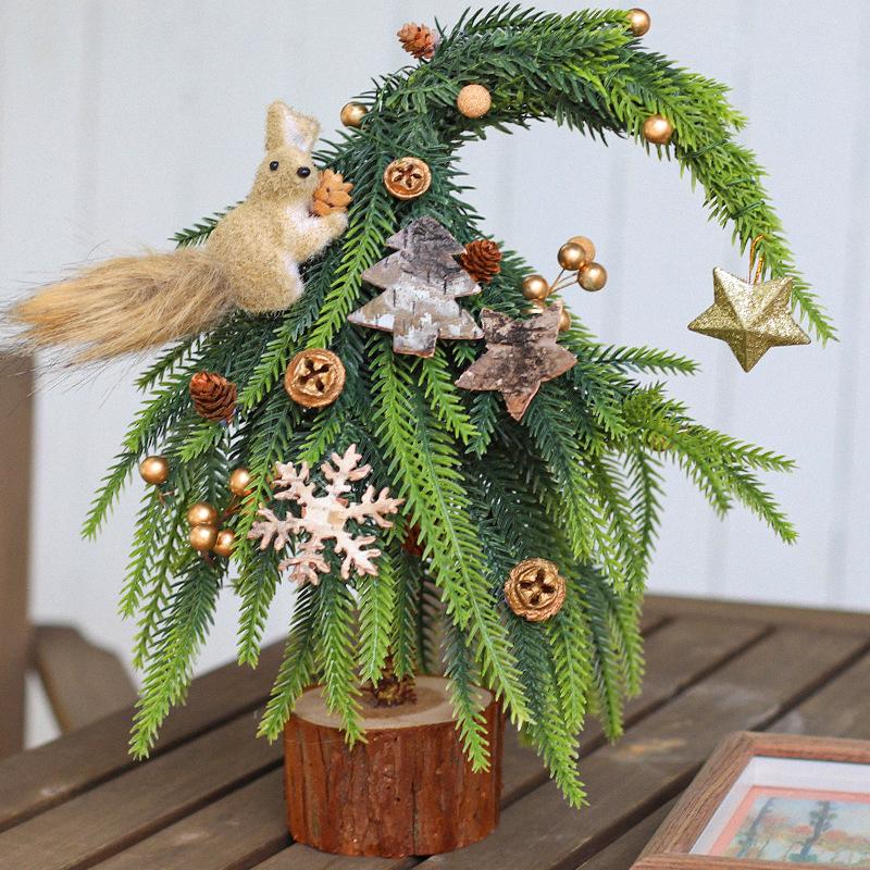 1PC Christmas DIY Craft Kit Crooked Neck Christmas Tree Squirrel Ornament Bundle Tilted Christmas Tree Decorations 30cm/60cm