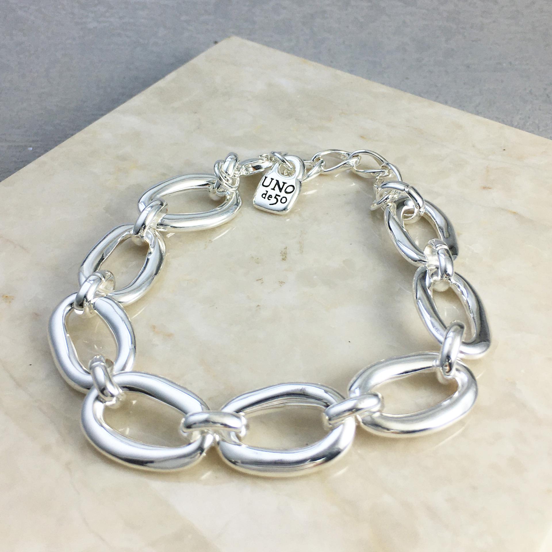 UNOde50 Geometric Oval Women s Bracelet - Retro Luxury Jewelry for Girls, Perfect Holiday Gift 21cm