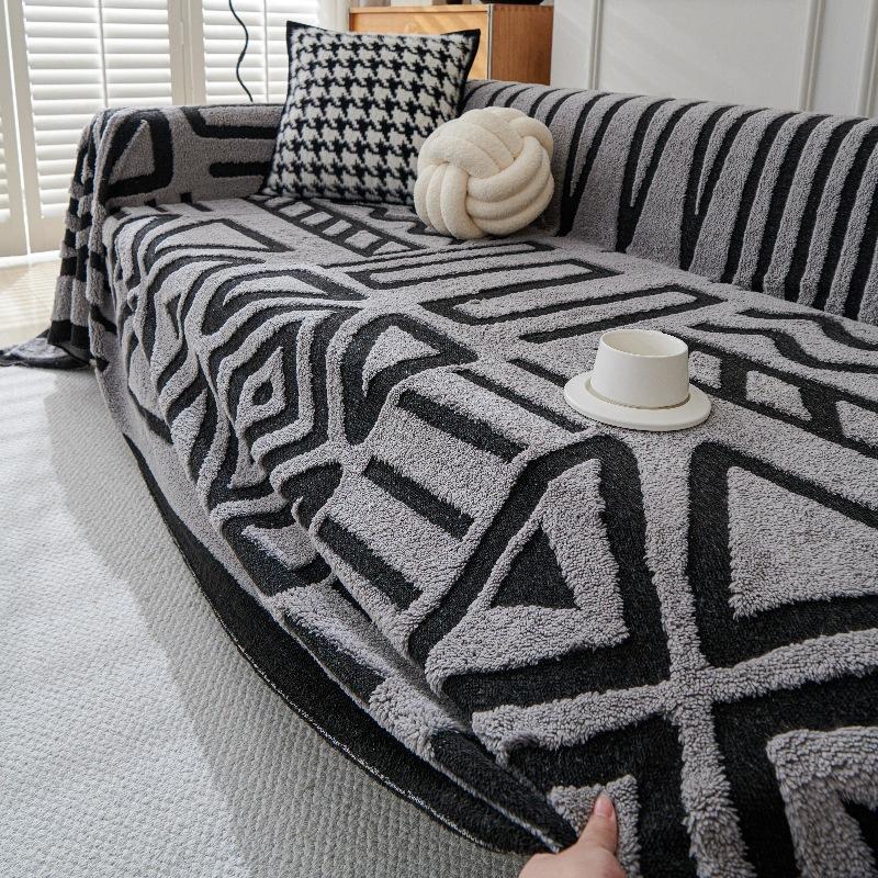 Polar Fleece Plush Sofa Cover Cloth Thickness Anti Slip Sofa Towel Geometric Print Couch Seat Cushion Mat Full Coverage Blanket