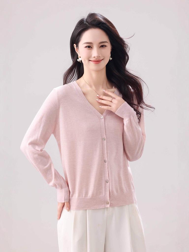 Autumn Wool V-Neck Women's Loose Slimming Knit Cardigan Sweater.