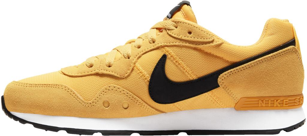 Кроссовки Nike Venture Runner Women