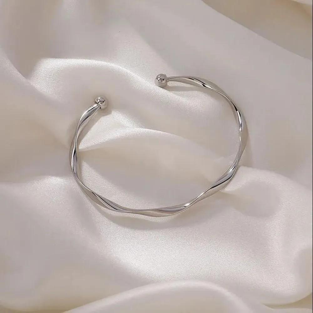 Real Gold Electroplated Zircon Titanium Steel Bracelet For Women, Fashionable,  High-end,  Temperament, Versatile Bracelet Accessories