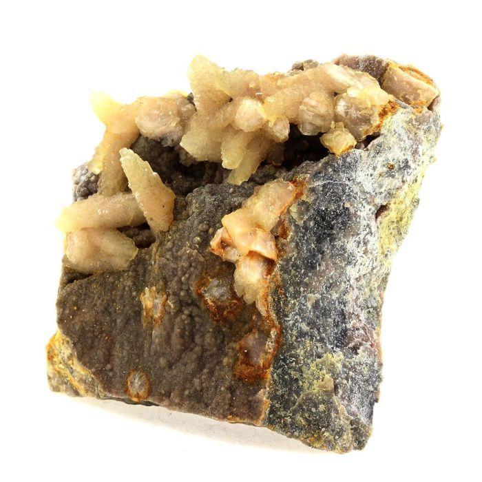 Pierres et Minéraux. Calcite. 570.5 ct. Luzy, Nièvre, France.