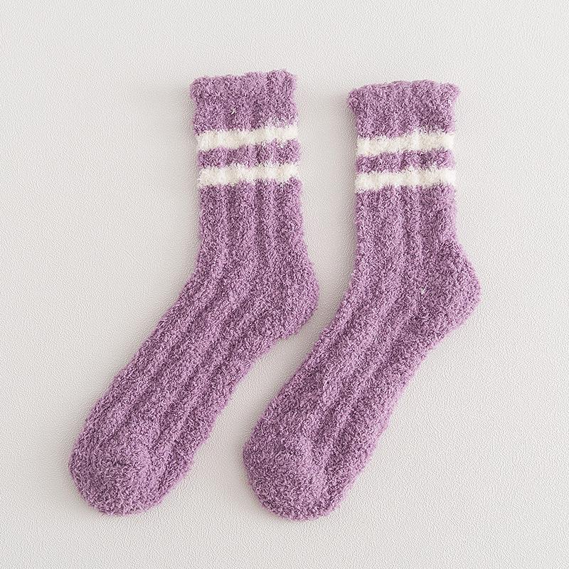 Women's Mid-Calf Coral Fleece Socks: Half-Sided Fleece, Cat Paw Design, Cute & Cozy for Autumn/Winter