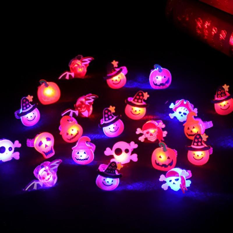 Halloween Christmas Luminous Rings Women Men Creative Cute Random Color Ring Pumpkin Ghost Spider Flash Finger Rings Fashion Accessories