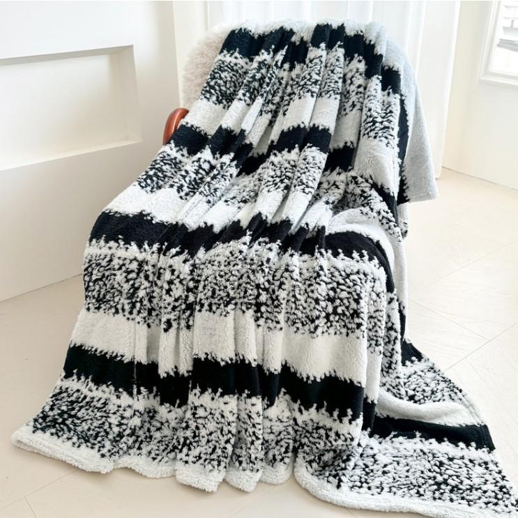 1pcs Soft Cozy Throw Blanket Warm Flannel for Sofa Office Shawl Bedroom Camping Travel with Dual Color Jacquard Cover Blankets Air Conditioning Quilt