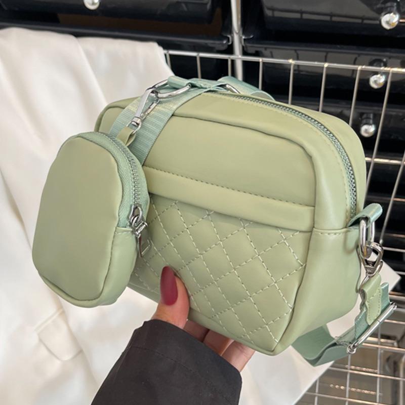 New Women's Shoulder Bag Soft Leather Texture Embroidery Thread Rhombus Messenger Bag Large Capacity Casual Small Square Bag Change Bag