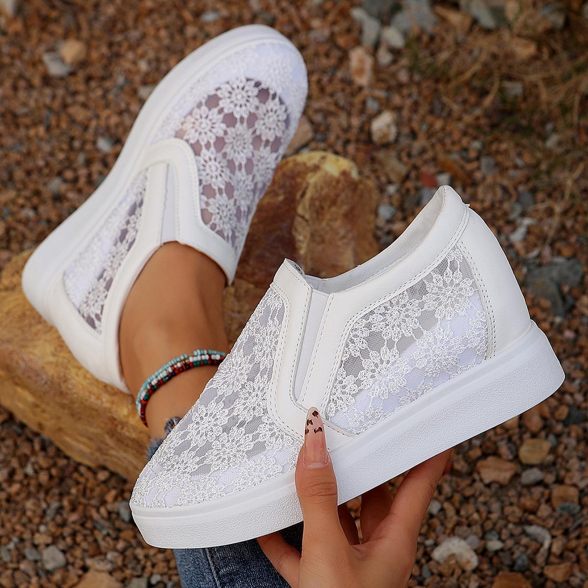 

Модные Удобные Женские Лоферы Сандалии Кружево Слипоны Обувь для Ходьбы Белые Дизайнерские Повседневные Туфли Балетки Женская Обувь для Женщин 35 белый