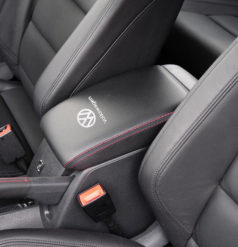 Kryt loketní opěrky pro Golf modely 09-20: Prémiová supervláknová kůže, ochrana odolná proti opotřebení