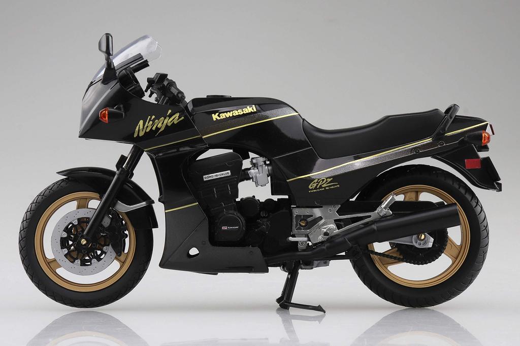 AOSHIMA Skynet Completed Bike Kawasaki GPZ900R 1/12 Black/Gold