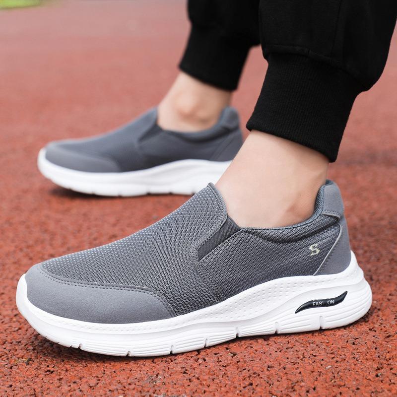 Men's shoes casual fashion summer new mesh breathable shoes walking soft sole lightweight running shoes one pedal