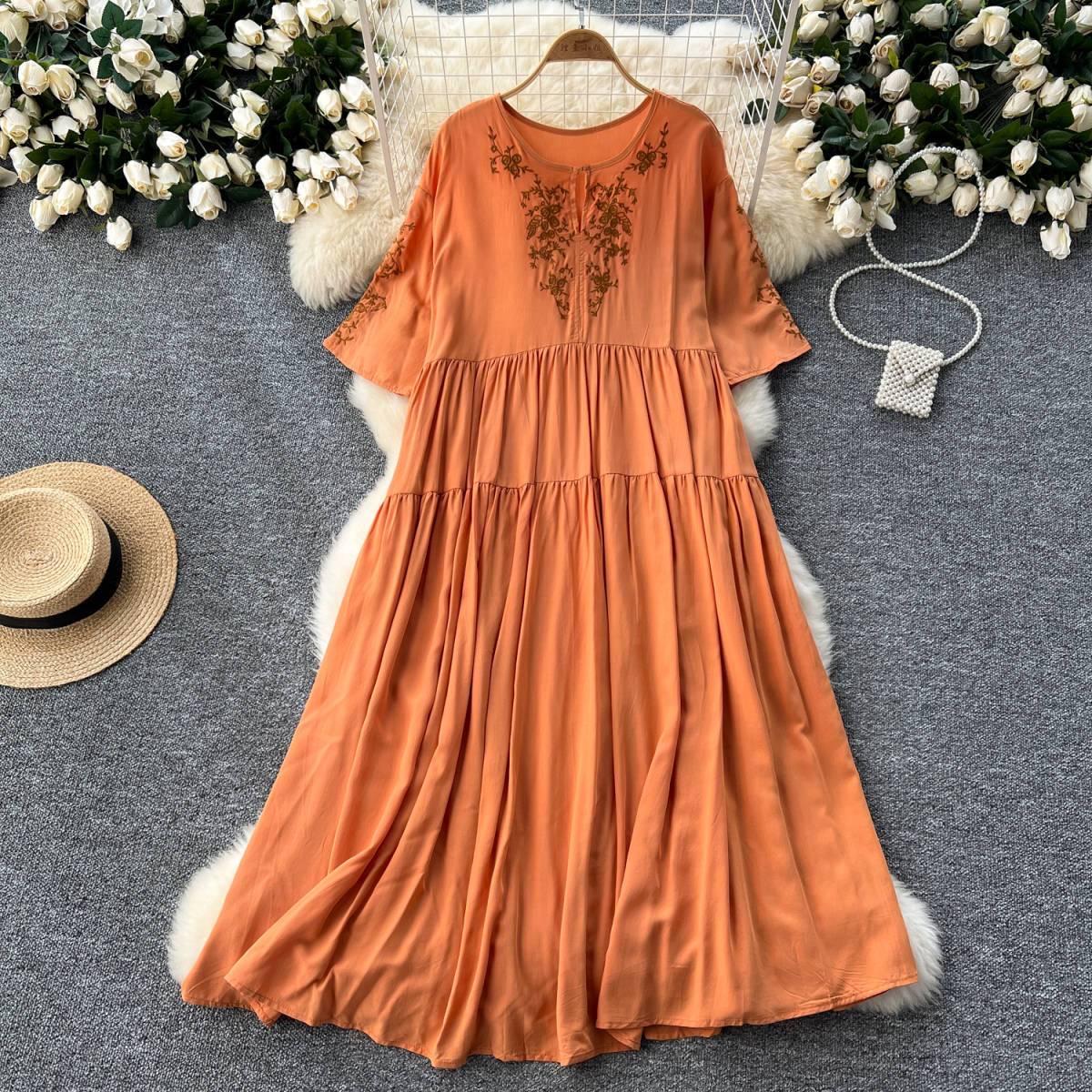 

Summer New Splicing Retro Embroidered Dress Women Long Styles O Neck Mid Sleeve Big Code Loose Clothing Woman Dress One Size помаранчевий