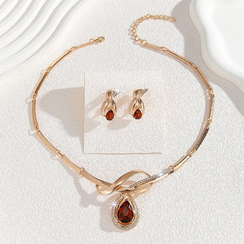 Fashion Necklace and Earrings Set