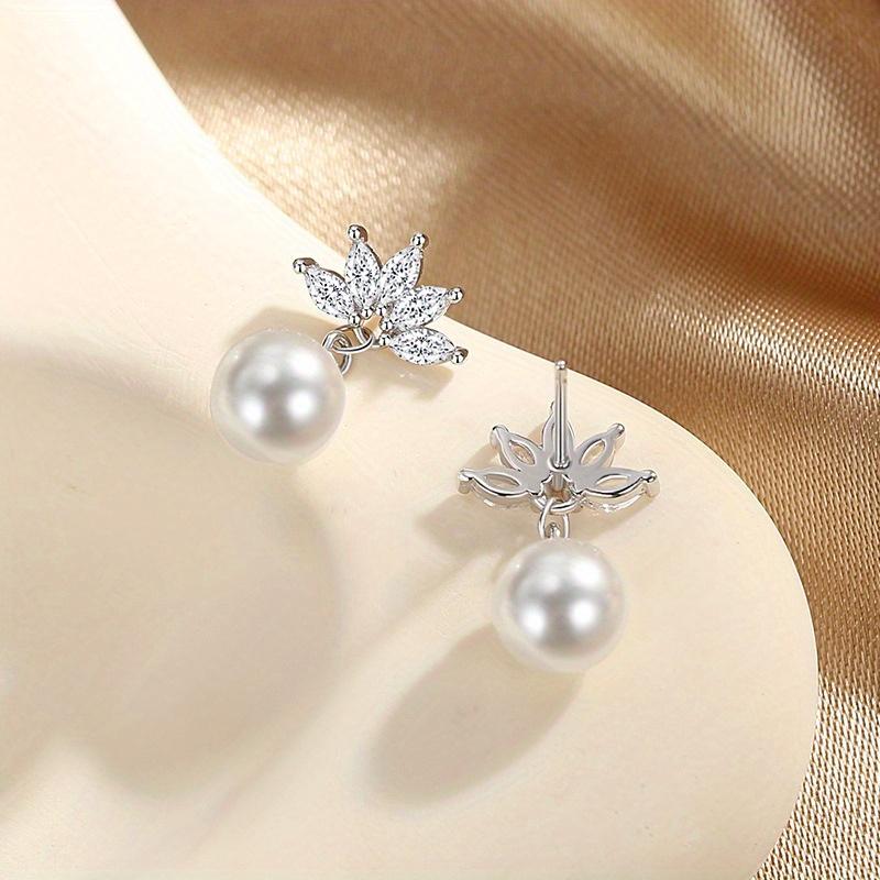 1 Pair of Gentle and Sweet Flower Earrings, Imitation Pearl Petal Earrings