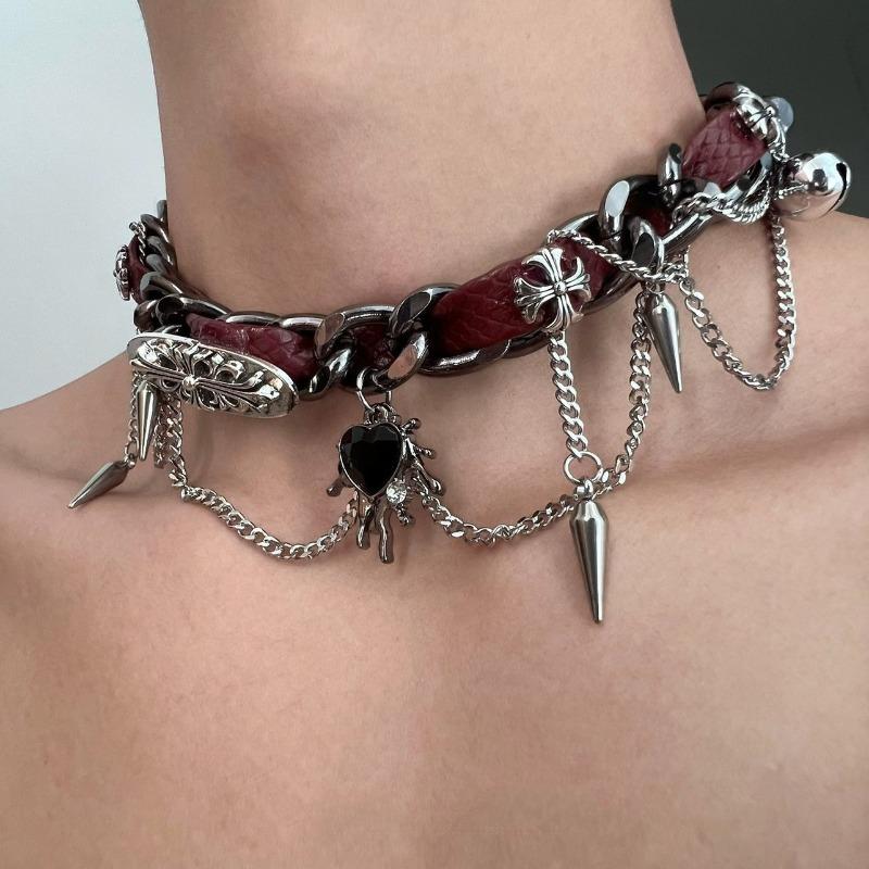 Heavyweight Stylish Cool Irregular Cross Star-shaped Necklace for Both Men and Women, Collar Chain