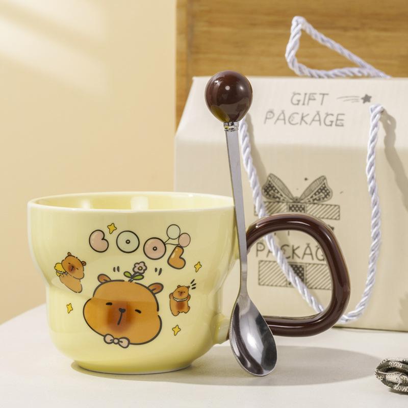 Roztomilý keramický hrnek s kapybarou a lžičkou, hrnek pro pár, vysoký, hezký, kreslený hrnek s kapybarou, suvenýr na oslavu obchodu