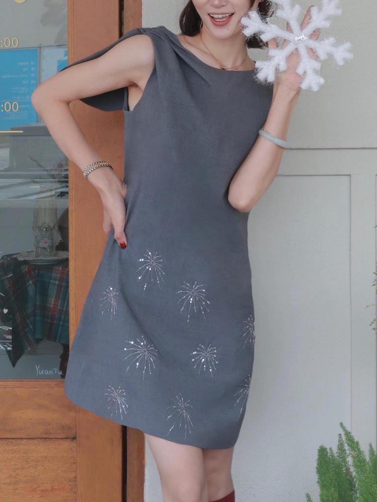 Women's Wool Blend Sleeveless Vest Dress with Firework Embroidery A-line Skirt - Spring Style S1QZ010
