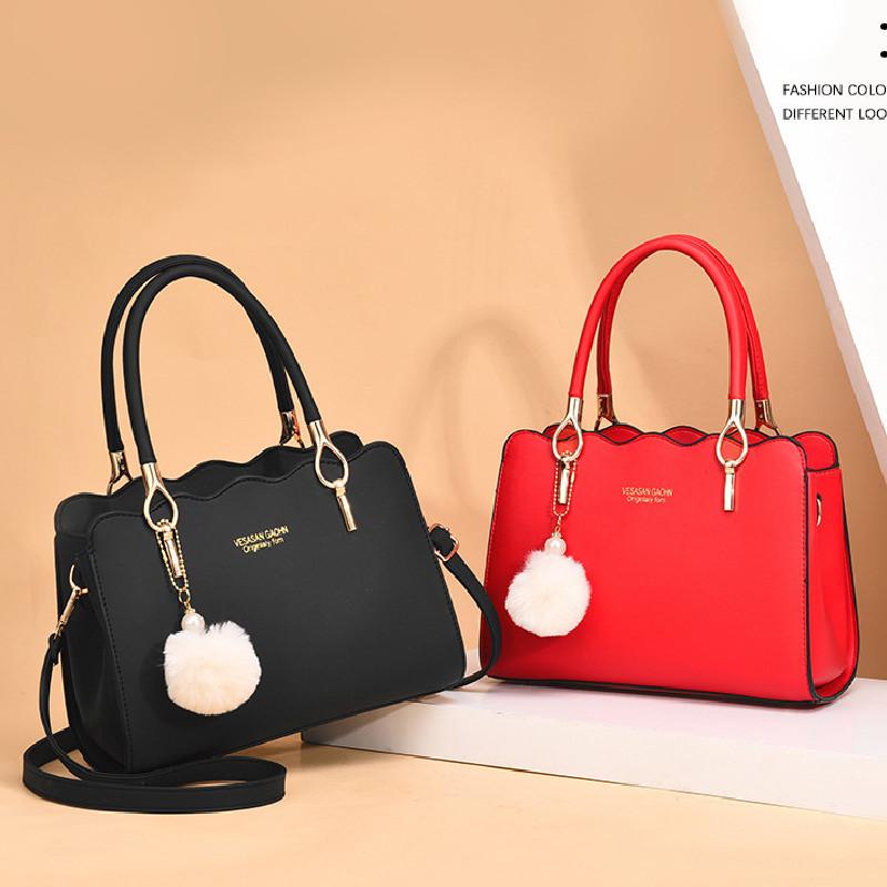 Stylish And Spacious Women's Tote Bag For 2023 Trends