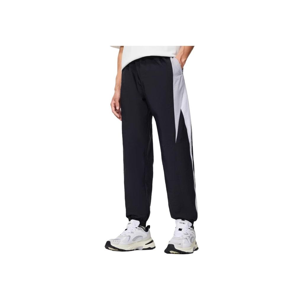 Li-Ning Sports Trend Series Windproof Water-Repellent Loose Fit Drawstring Fashion Knit Joggers Men Joggers Black AYKU033-3