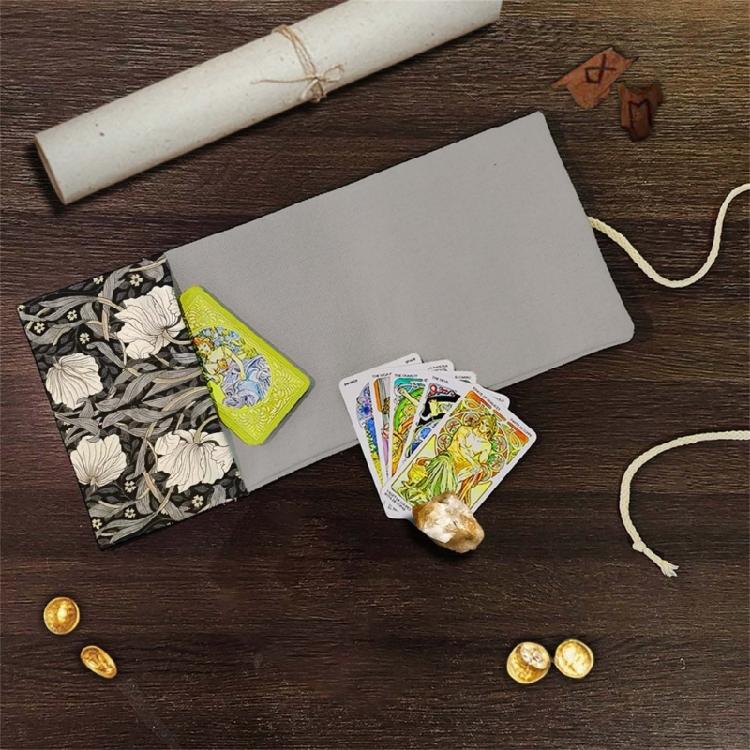 Game Card Gift Bag Multipurpose Rolls Up Card Carriers Pouches Divinations Tarots Bag Game Cards Stored Bag Card Sleeve
