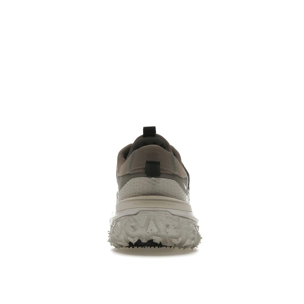 Nike ACG Mountain Fly 2 Low Iron Ore Unisex Sneakers Grey Light-Iron-Ore Black DV7903-003