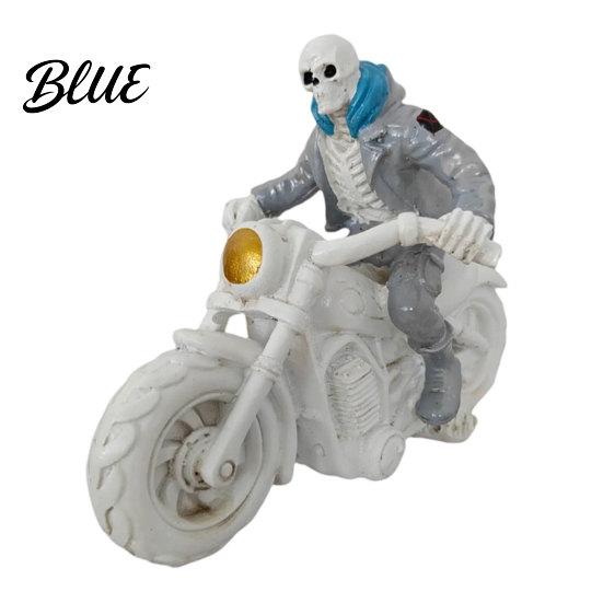 Retro Style Skull Ornament Halloween Skeleton Ornament Resin Motorcycle Figurines Durable Matte Finish Collectible Statue for Boy Desktops E-Sports