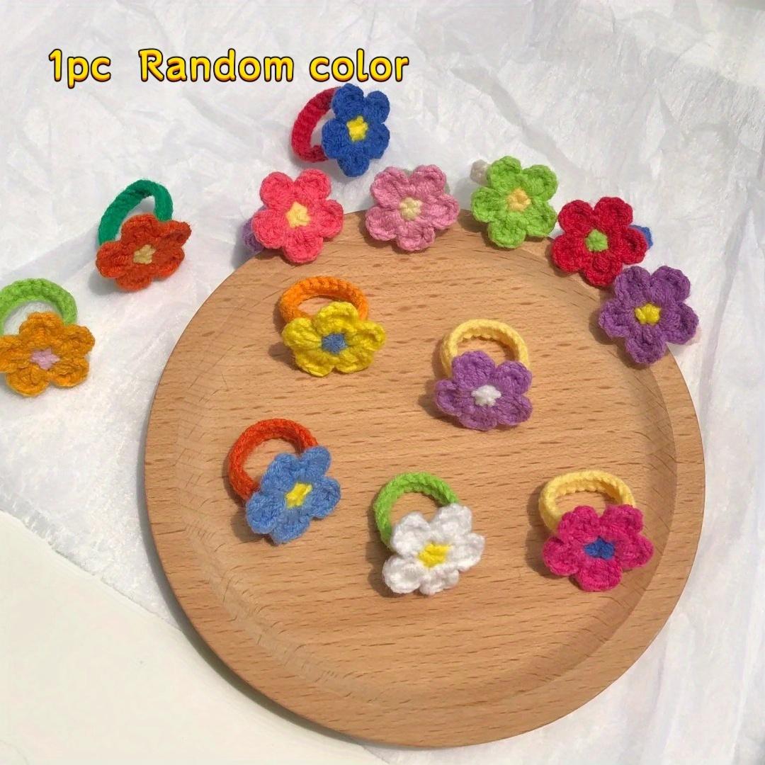 1pc A Handmade Crocheted Ring, Featuring a Yarn-Woven Flower Ring (Random color).