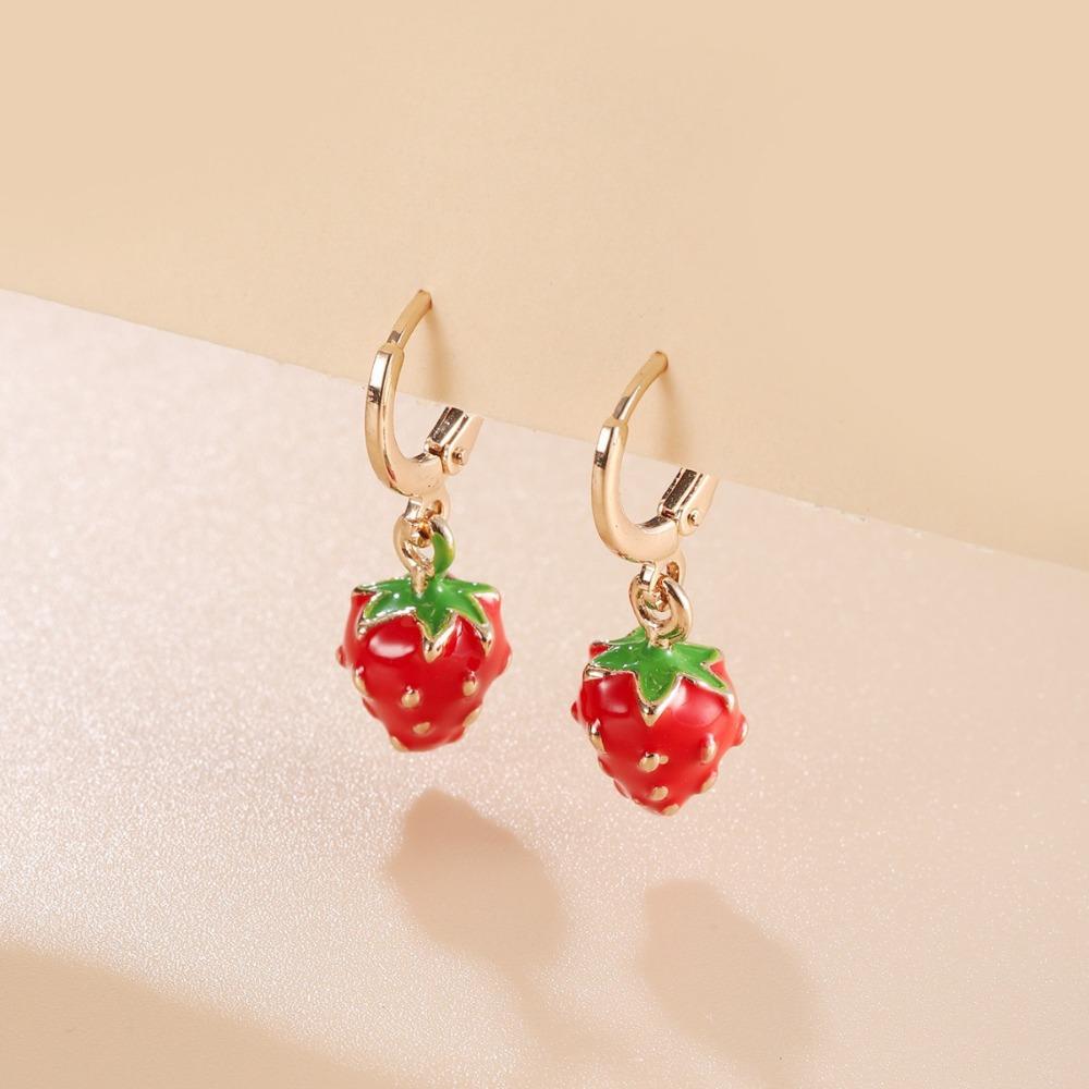 Personality Creative Cartoon Fruit Simulation Strawberry Pendant Hoop Earrings for Women Sweet Cute Dangle Earrings Jewelry Gift