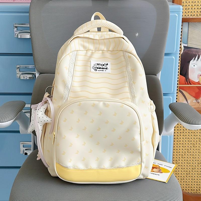 Schoolbag Korean ins wind backpacking travel lightweight niche design sense student schoolbag female sweet cute backpack summer