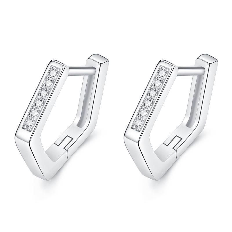 Qiaolanxuan Pentagonal Japanese-Korean Rhinestone Stud Earrings: Versatile Cool Style for Men & Women