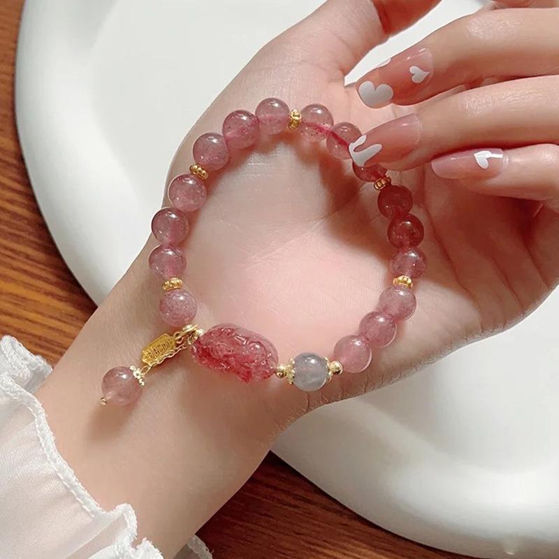 Natural Strawberry Crystal Pixiu Bracelet розовый