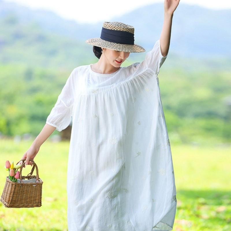 Johnature Woman Summer O-Neck Embroidery Loose Dress Fashion Retro Solid Color Half Sleeve Vintage Dress